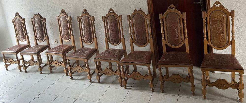 Mesa e 8 cadeiras, sala de jantar Vintage