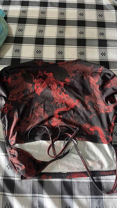 Top com manga da Shein