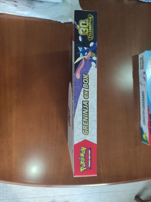 Pokémon TCG - 30th Celebrations Greninja ex Box.