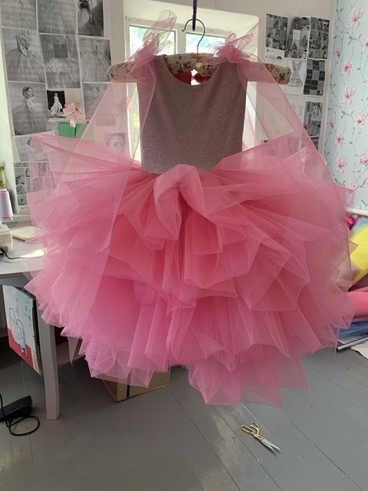 Платье на 4 года пышное нарядное розовое Платье БАРБИ