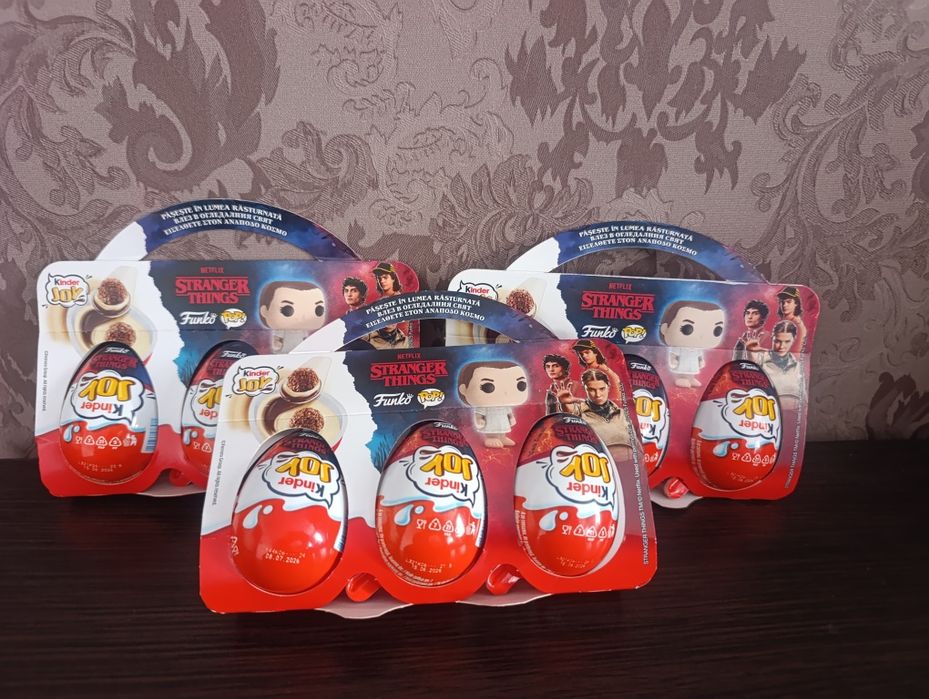 Kinder Joy stranger things