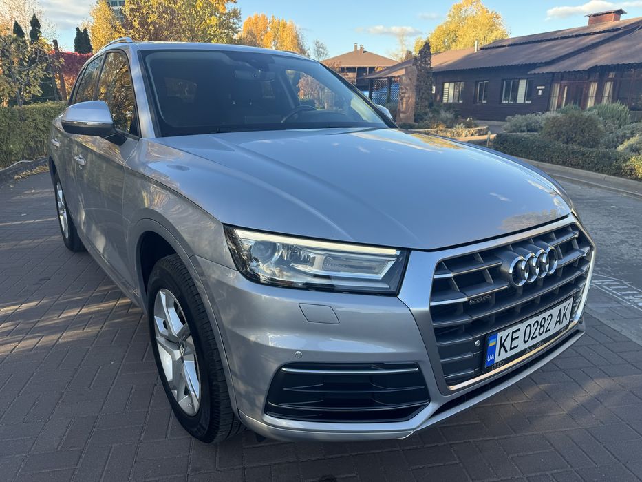 Продам Audi Q5