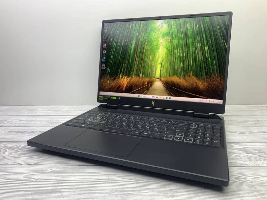 Ноутбук Acer Nitro 16 2.5k 165Hz ryzen 7 RTX4070 DDR 5 16 GB SSD M.2 GB 512 GB