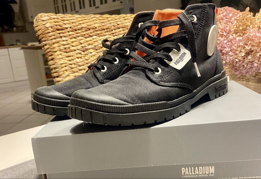 Palladium Trapery Sp20 Overlab  Czarny