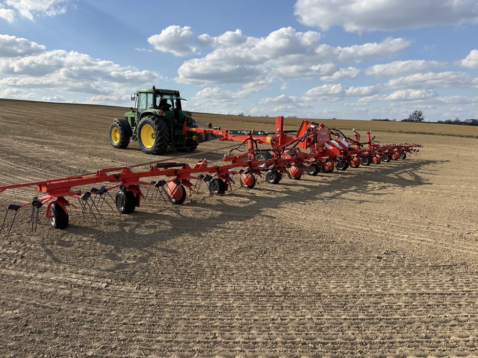 Przetrząsarka Kuhn GF 17002 GII DIGIDRIVE 17 metrów claas. krone