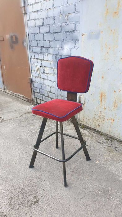 барні стільці б/у