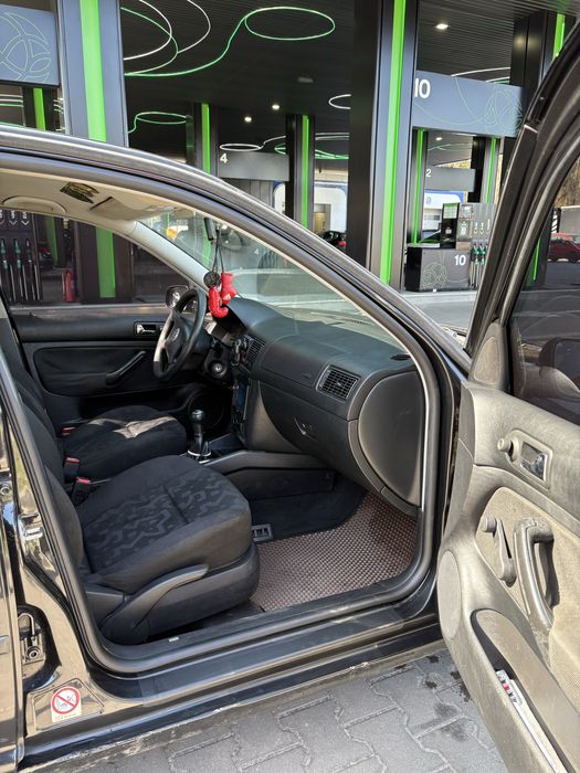 Продам Golf 4 2000рік.