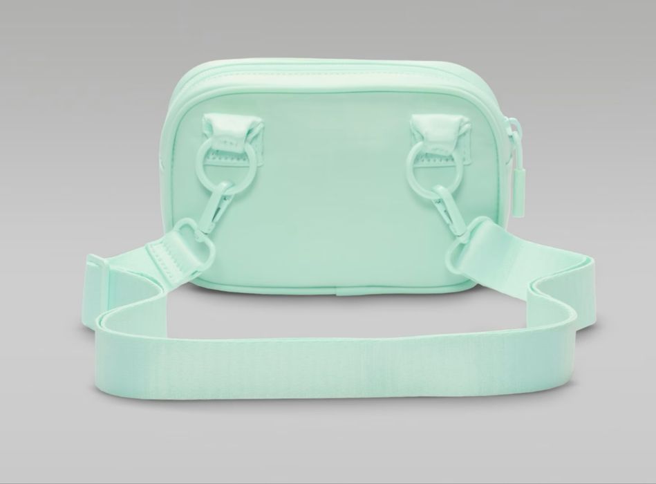 Спортивна сумка на пояс / бананка  Nike Jordan Alpha camera bag