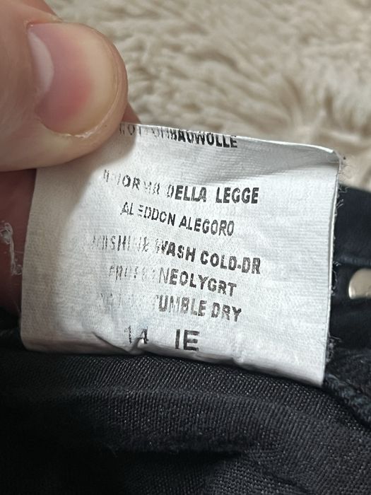AJ Armani Jeans (S/M) W33 Made in Italy чоловічі джинси темно-сині прямі класичні