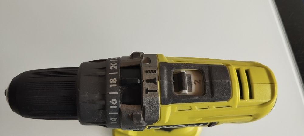 Berbequim/martelo  RYOBI R18PD3