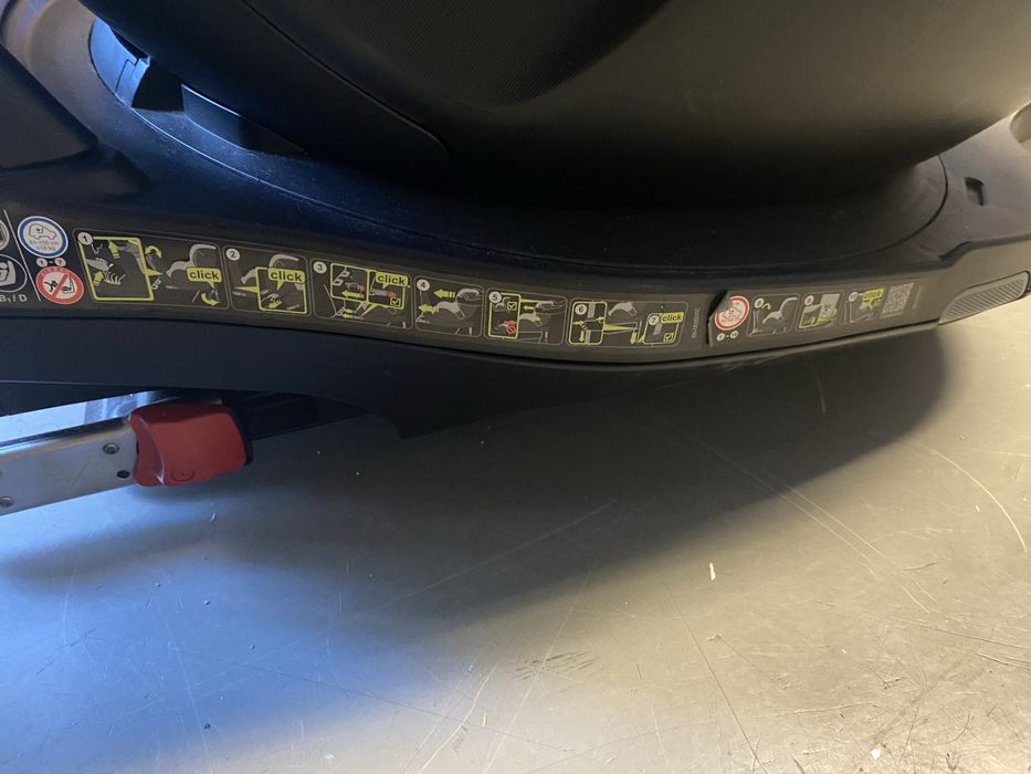 Britax Römer DUALFIX M i-SIZE 360°