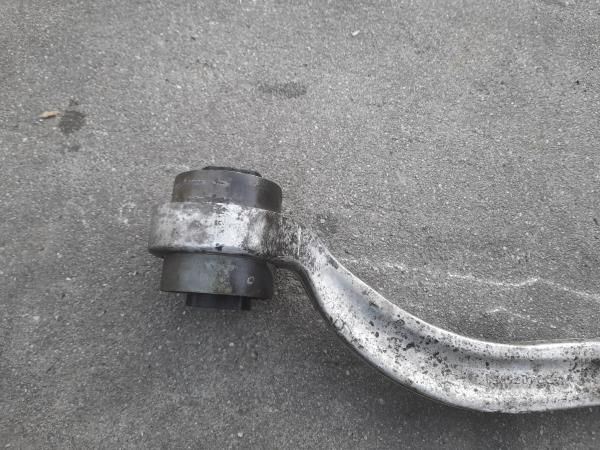 Braço de suspensão frente esquerdo AUDI A4 Avant (8D5, B5)