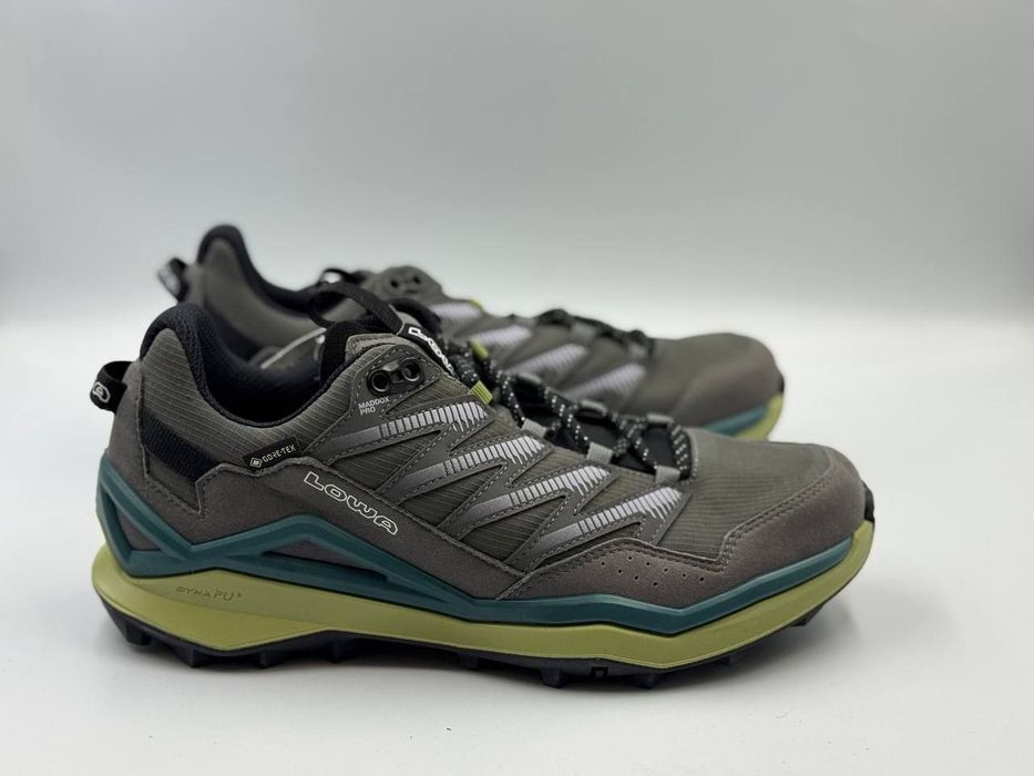 Кросівки Lowa Gore-tex Розмір 42 Нові