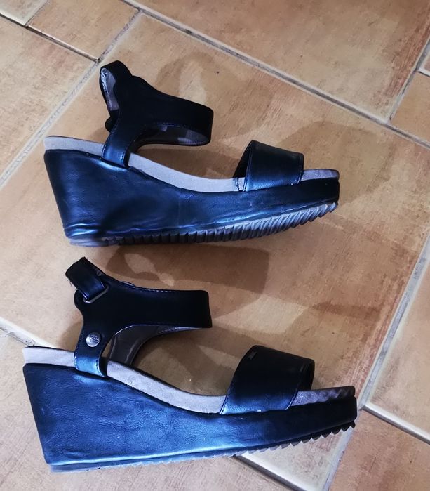 Buty czarne big star na koturnie