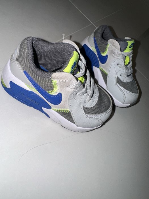 Buty adidasy Nike airmax r. 21