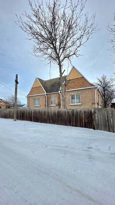 Терміновий Продаж по вул.Українська буд.20.