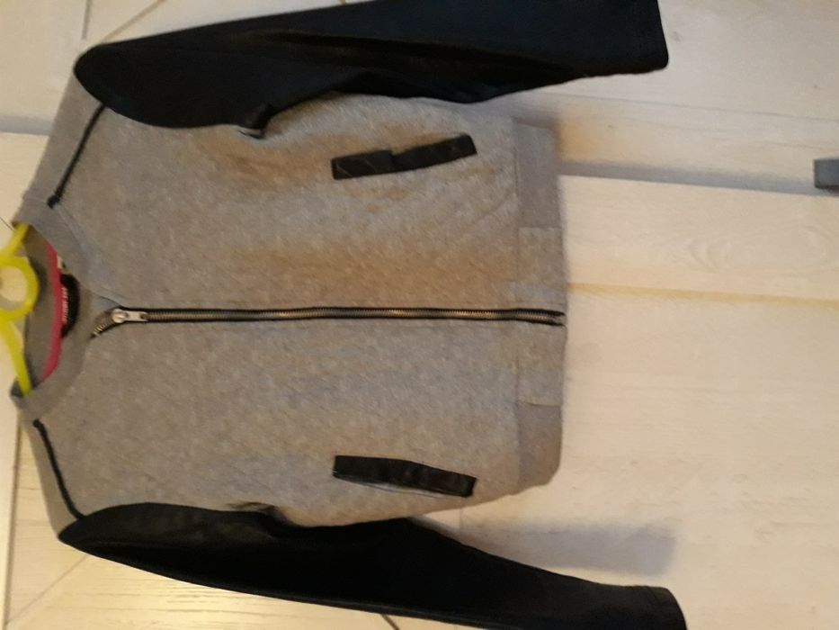 Bluza dla dziewczynki rozmiar 140