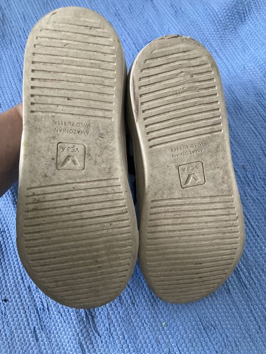 Sapatilhas Veja 35