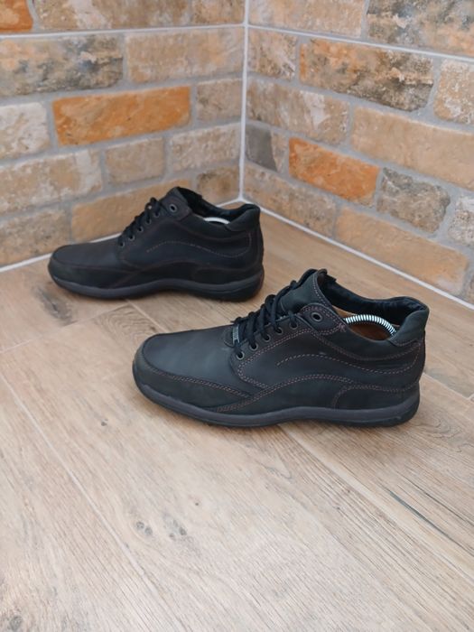 Ботинки Clarks р (8) 42-43 (28 см) ц 1900 гр отл. сост. кожа, Gore-Tex