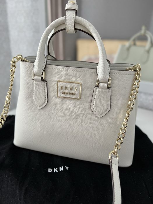 Сумка шкіряна Donna Karan DKNY біла