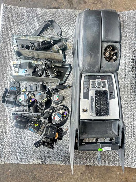 Б/в бампер передній Audi Q7 2009