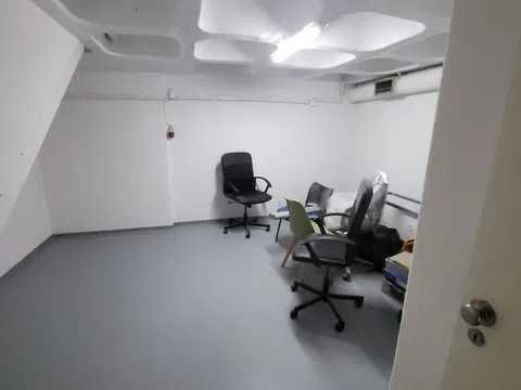Arrenda Escritorio 250m2 Av. Joao XXI