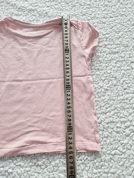 Różowa koszulka Little Kids z Ziemią – Rozmiar 104