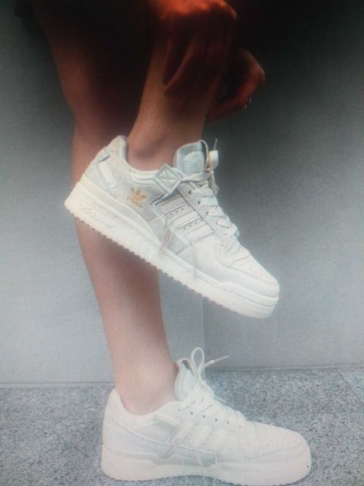 Кросівки жіночі Adidas Low Forum 84 [великий розмір: 41 ]
