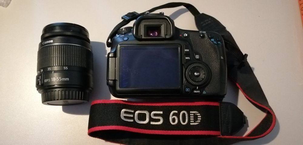 Canon 60d com lente 18 55