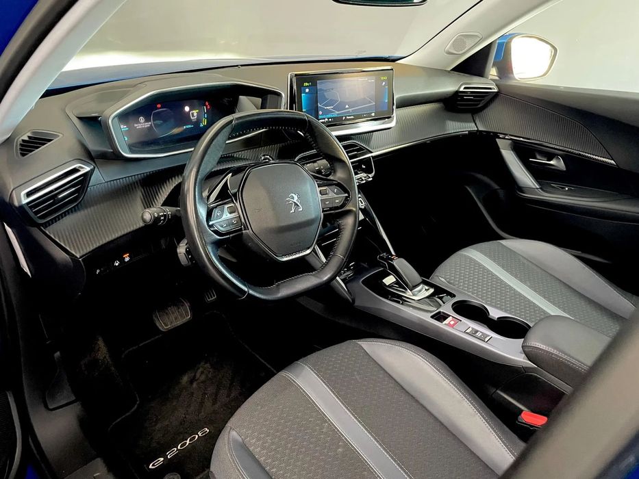Peugeot e-2008 Allure