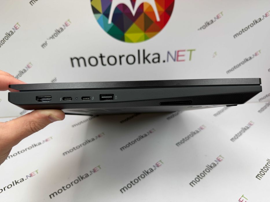 Ноутбук Lenovo ThinkPad P16v Gen 3 16" FullHD+/Ultra 7 265H/32 RAM/1TB SSD/Nvidia RTX PRO 1000 Blackwell 8gb №1