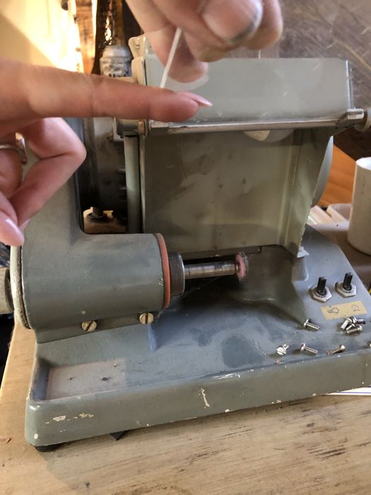 obcinarka szkifierka  z wyciagiem