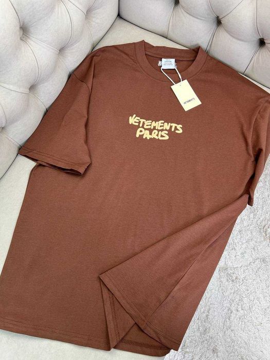 Коричневая футболка с принтом Vetements мужская футболка Ветмо f722