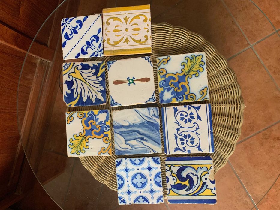 10 azulejos antigos pintados à mão