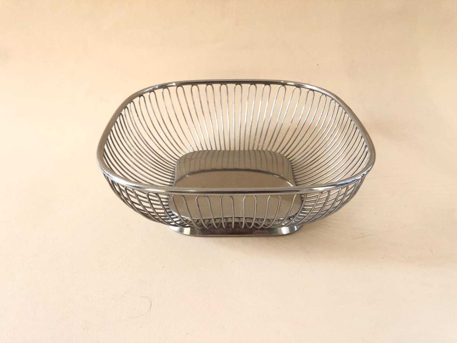 Centro de Mesa / Fruteira - 845 SQUARE WIRE BASKET - Alessi