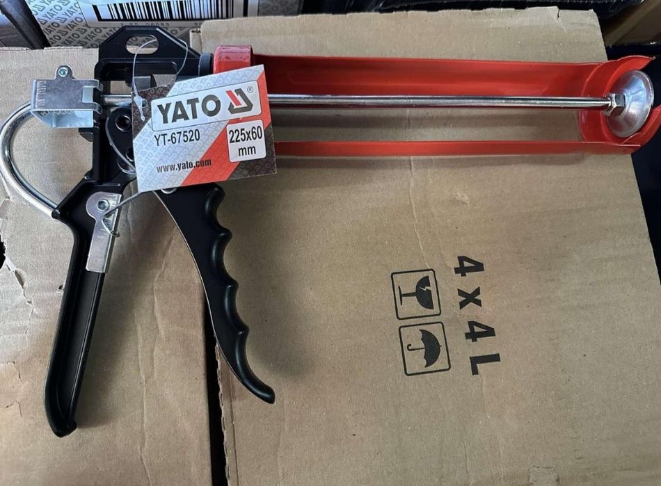 Пістолет для герметика YATO YT-67520 300мл (225 x 60мм)