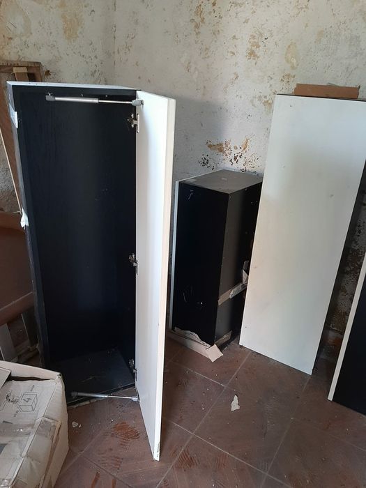 Móveis de sala modernos brancos e pretos