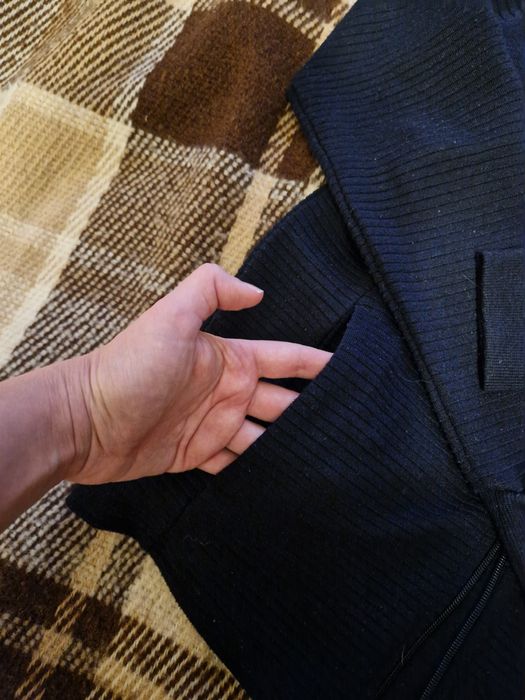 Тонкий кардиган на замочку, розмір S