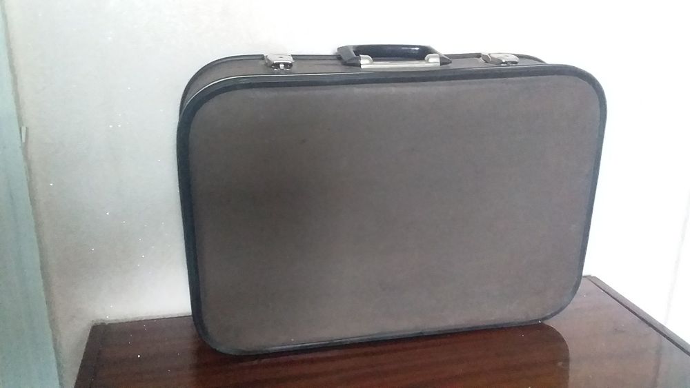 Валіза часів срср.