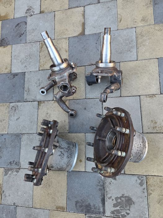 Ступицы, цапфи, поворотные кулаки Камаз евро 65115
