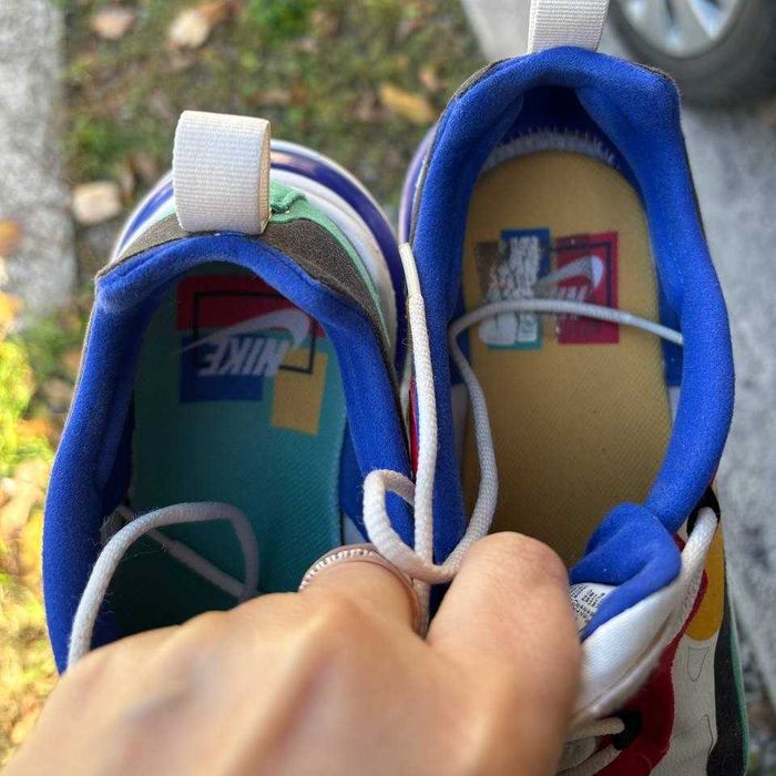 Кросівки NIKE ,42 розмір