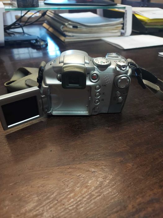 Canon PowerShot S2 IS | Liga e fotografa | Necessita verificação