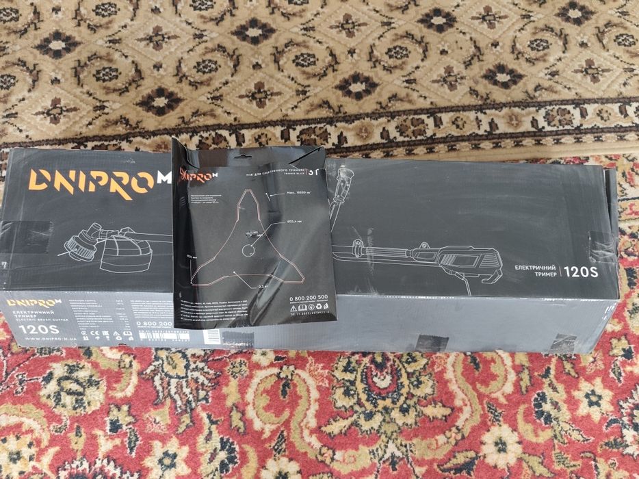 Електричний тример Dnipro-M 120 s