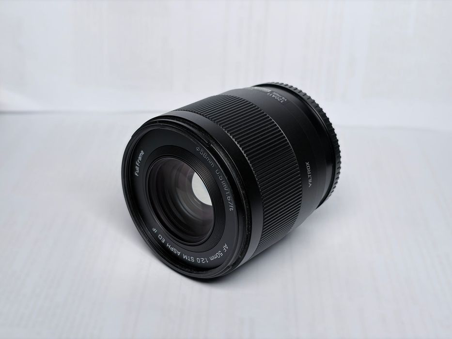 Obiektyw Viltrox Air 50mm f2 (bagnet Sony) - stan JAK NOWY!