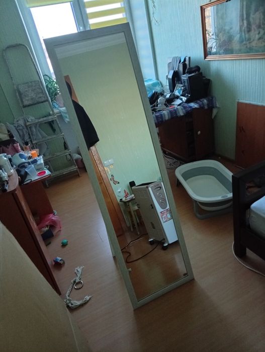 Продам Дзеркало можливо комусь знадобиться.