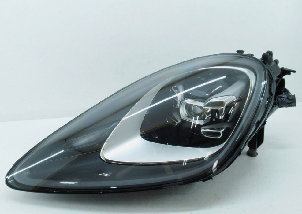 фары фара фари Porsche Cayenne 2017+ 9Y led matrix