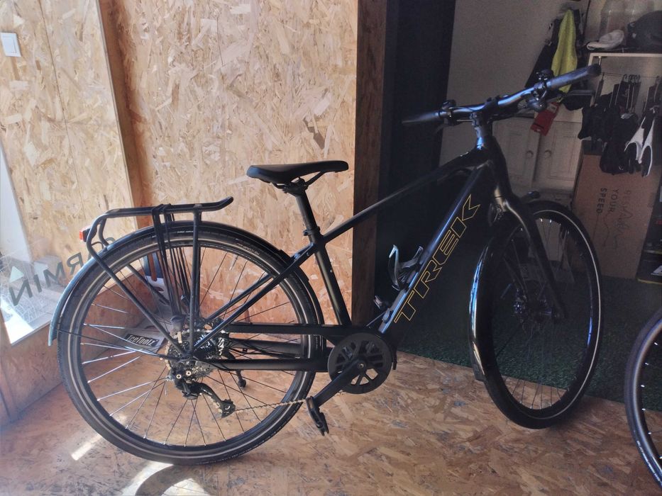 Bicicleta Elétrica Trek FX+ 2