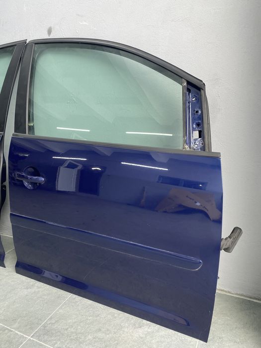 Двері Дверка Volkswagen Touran розборка запчастини