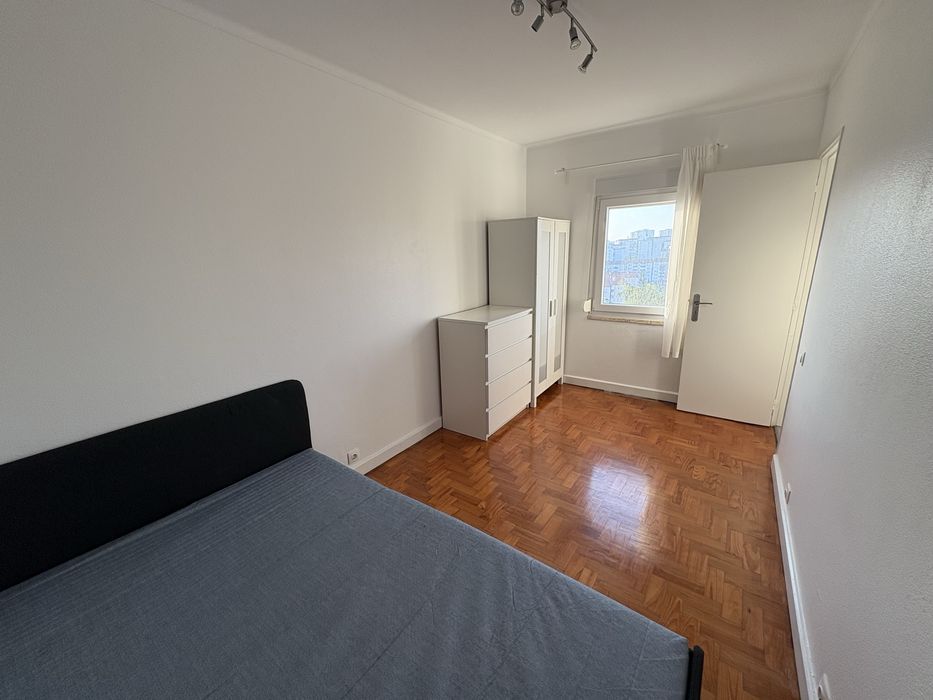 Quartos para Arrendar Agualva