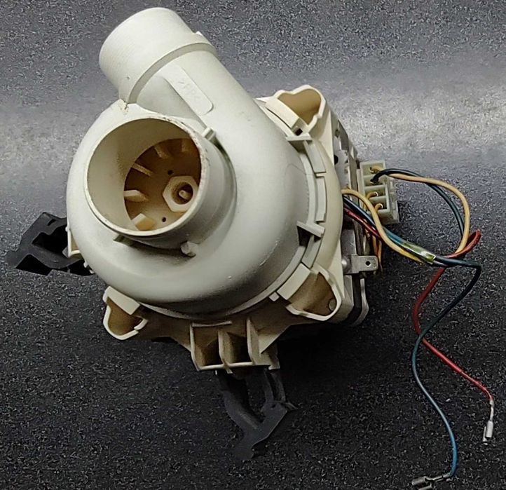 Pompa myjąca z turbiną do zmywarki Electrolux ESL 4131